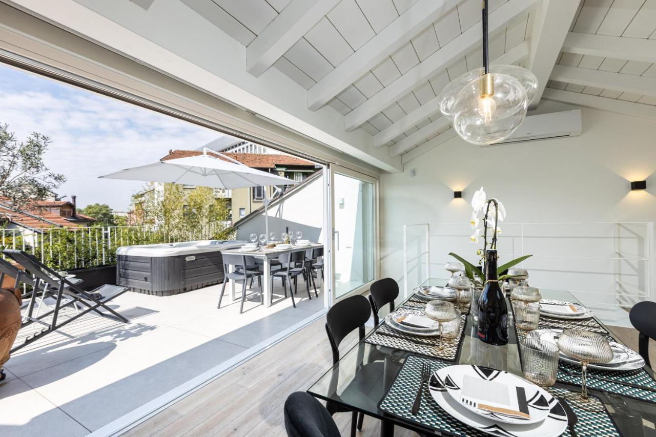 *Villa Olivo*With Private Terrace & Jacuzzi + 3Bedrooms Milán Exterior foto